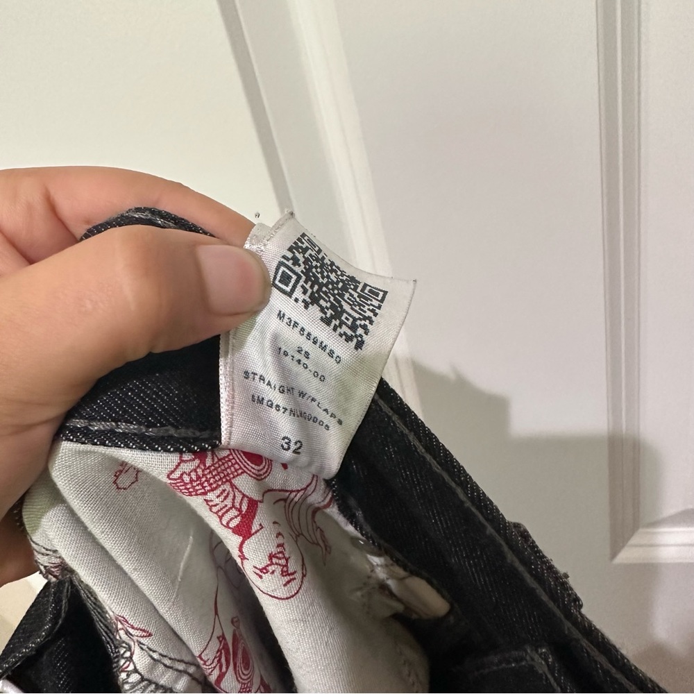 True Religion Men's Straight Leg with Flaps Jeans - Picture 5 of 6